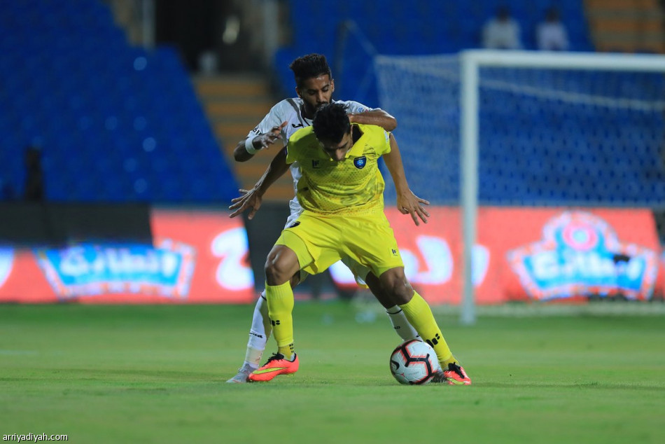 الاتحاد يواصل السقوط.. وينهار بخماسية أمام التعاون