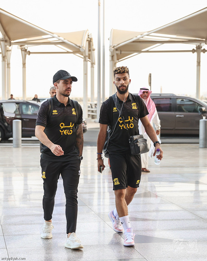 قرار
يرفض مشاركة رومارينيو