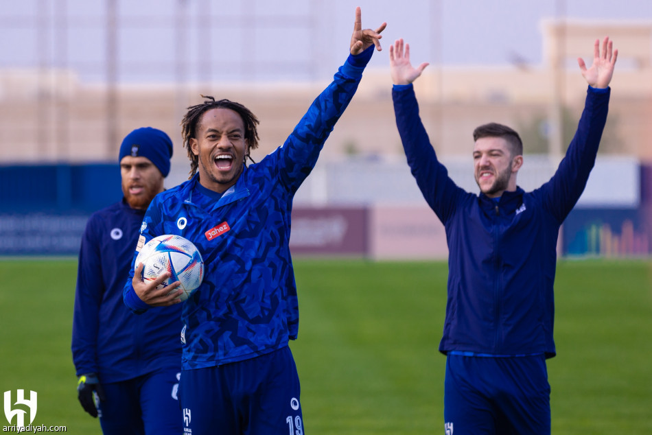 ماريجا خارج حسابات الهلال أمام الرائد