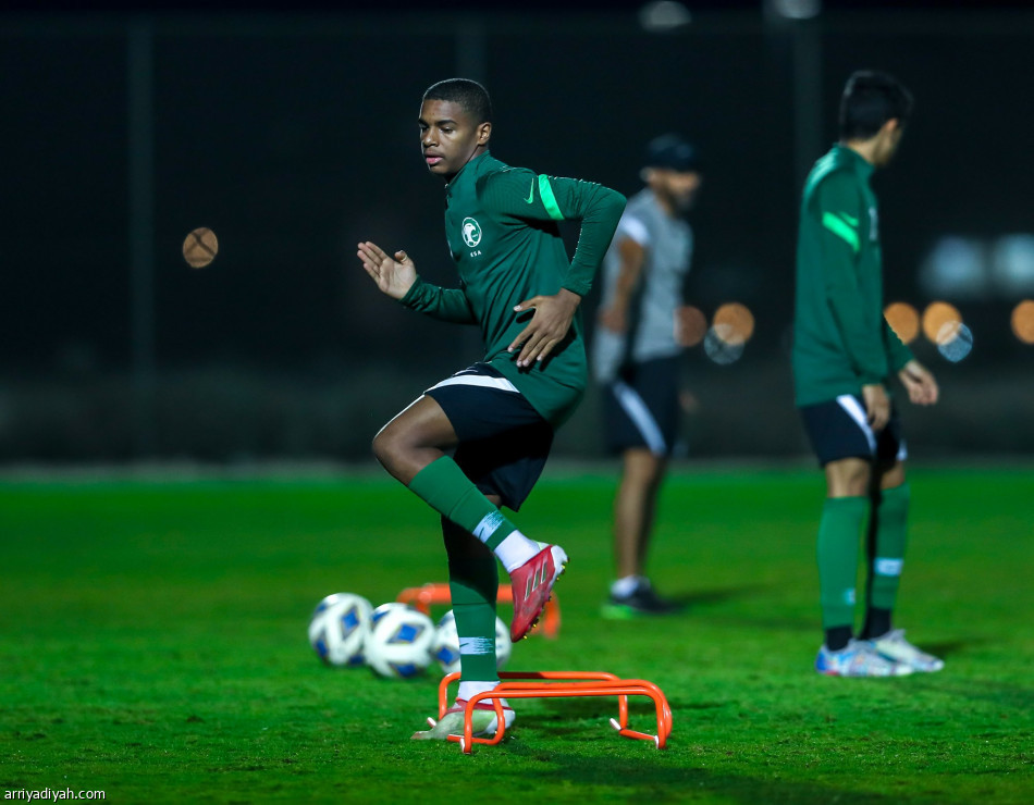 غرب آسيا.. أخضر الناشئين يواصل تحضيراته