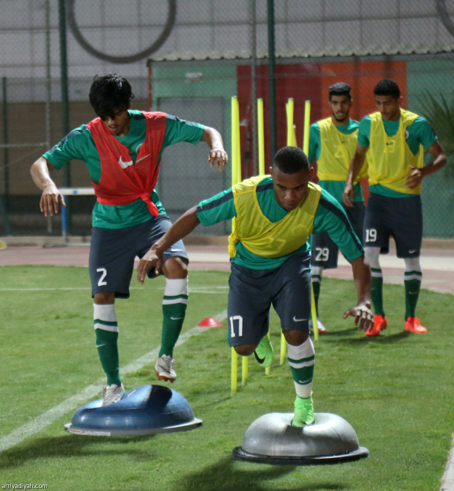 ‏منتخب الشباب يواصل تدريباته في الرياض