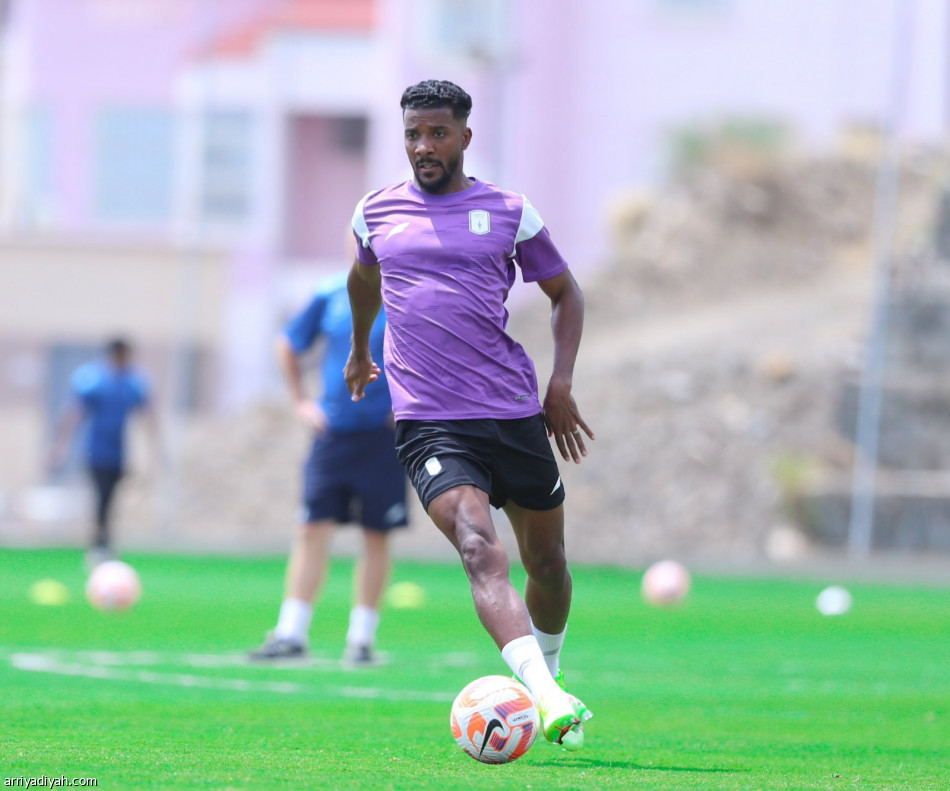 أبها يعود باللياقة والتكتيك