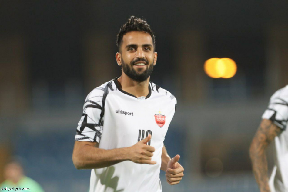 غلمحمدي يركز على «الثابتة» قبل الهلال