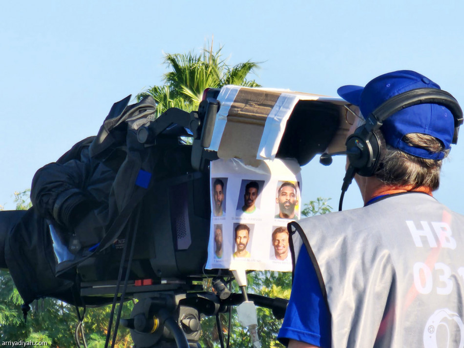 توزيع الأساسيين يخفي تشكيلة الأخضر