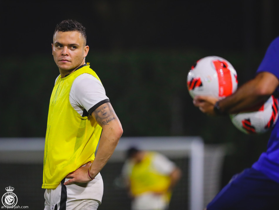 النصر يناور قبل بني ياس