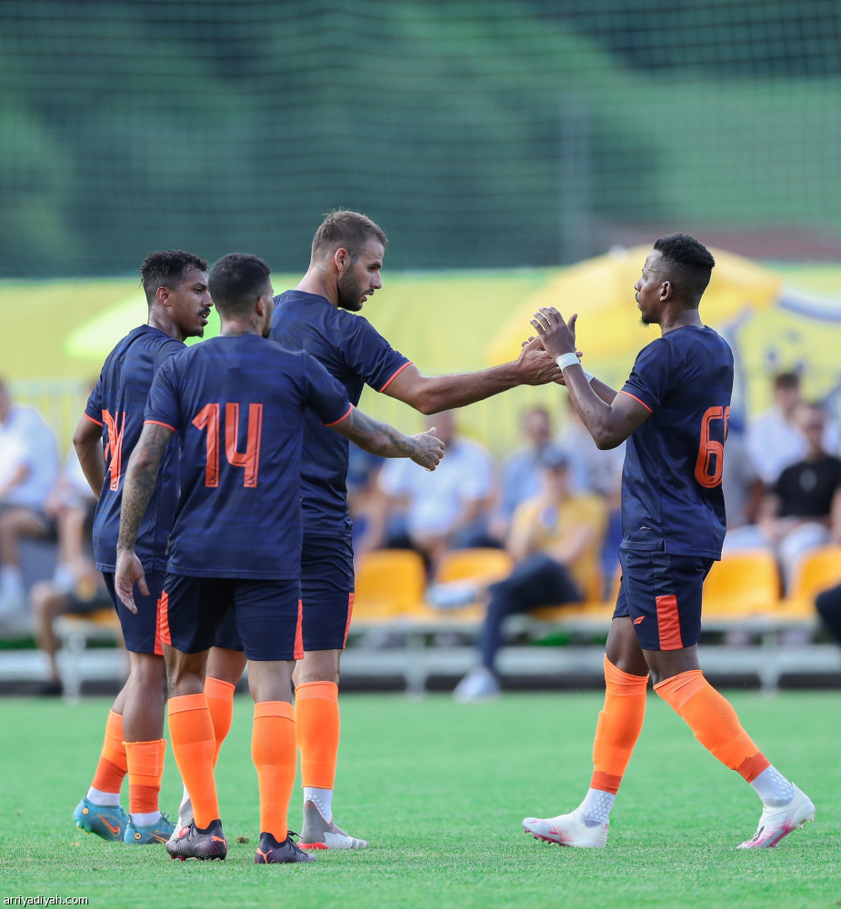 الفيحاء يكسب التجربة الأولى بسداسية