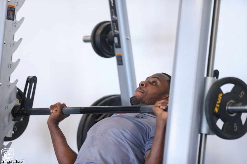 الهلال يصل برمنجهام.. وإيجالو يبدأ برنامجه في الرياض