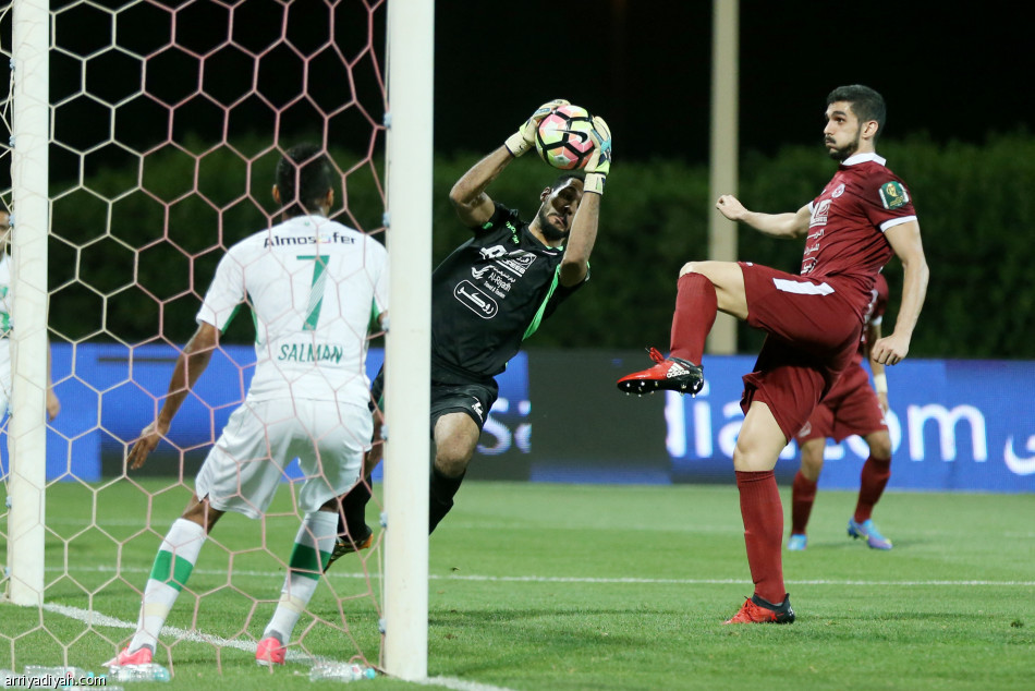 الأهلي يصعد لنهائي كأس الملك وينتظر الفائز من الهلال والتعاون