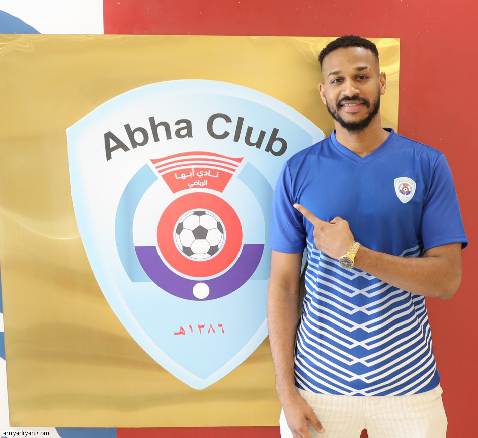 زكريا ينتقل من الباطن إلى أبها