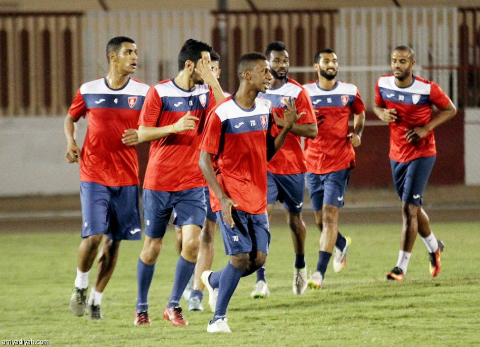 الوحدة يعسكر في الرياض بعد مباراة الإتفاق