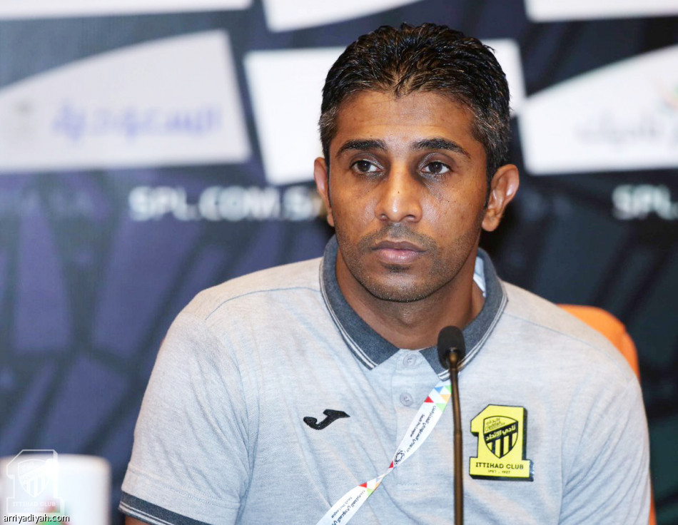 كورونادو
يمنح الهلال الفوز