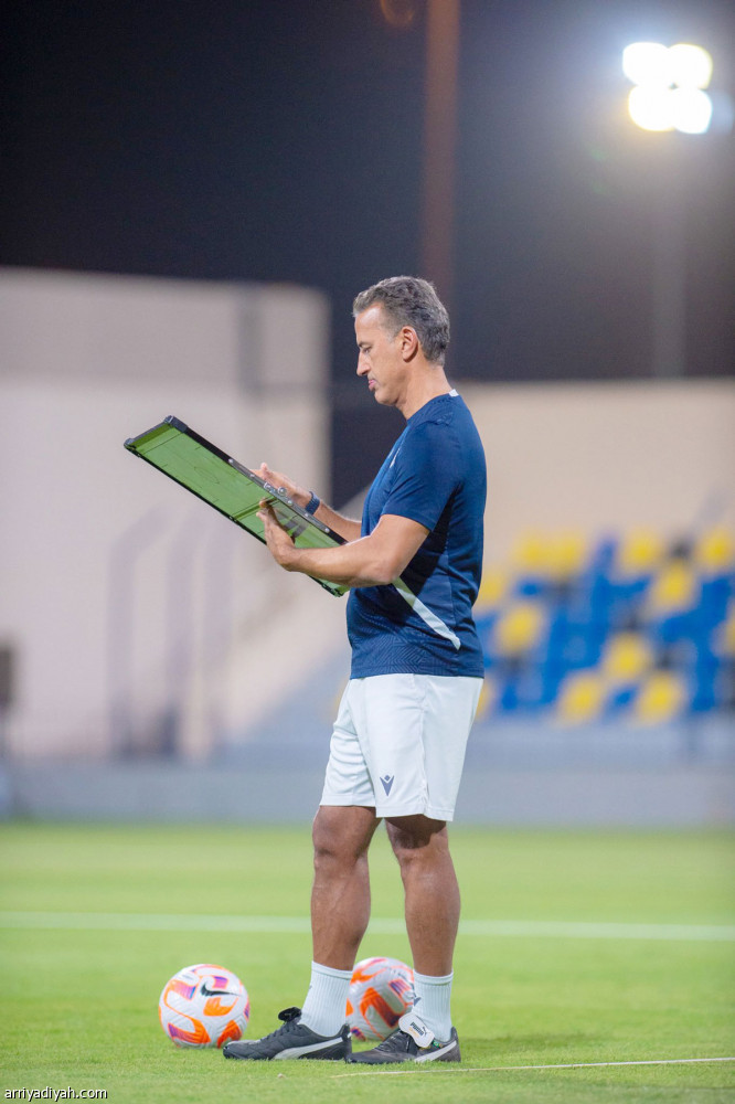 الإجهاد يحرم
كاسترو من تيليس