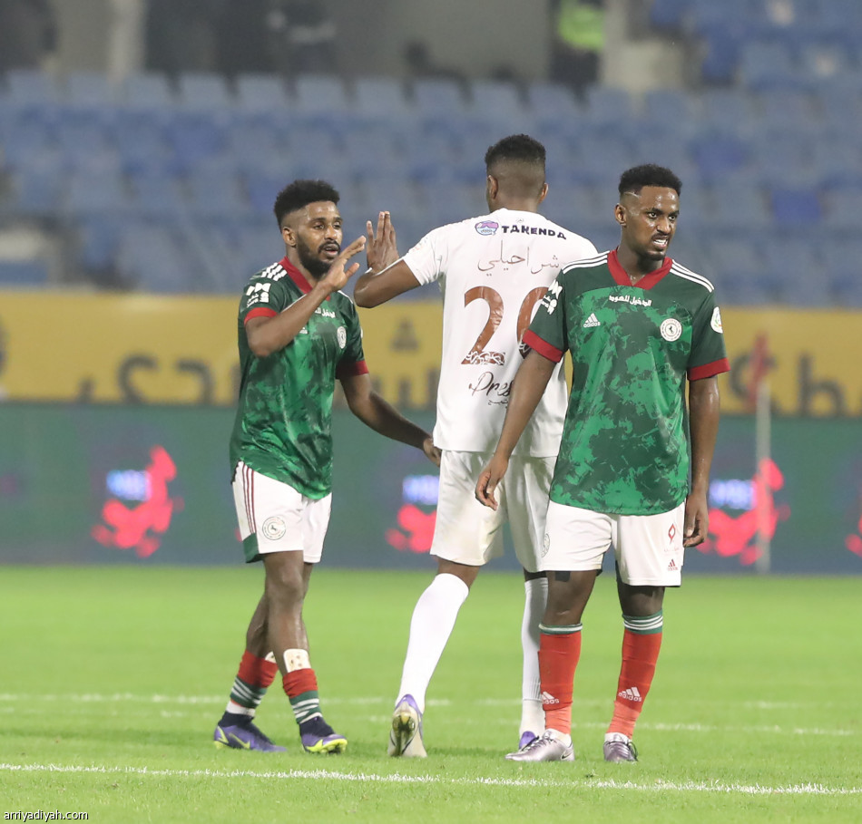 الشباب يتعثر بالتعادل الثاني تواليا