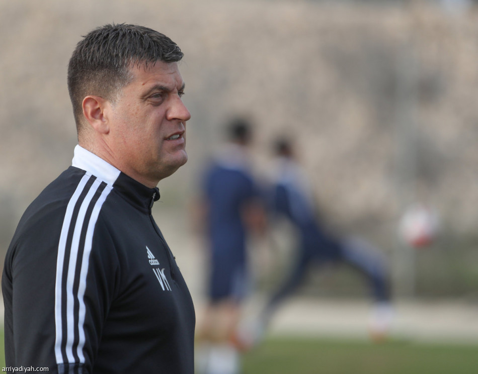 ثلاثي العرب يدعم الاتفاق أمام النصر