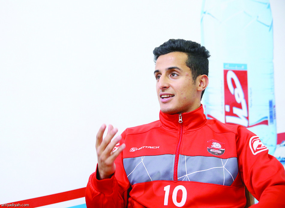 جماهير الرائد أبكتني.. والمنتخب أسعدني