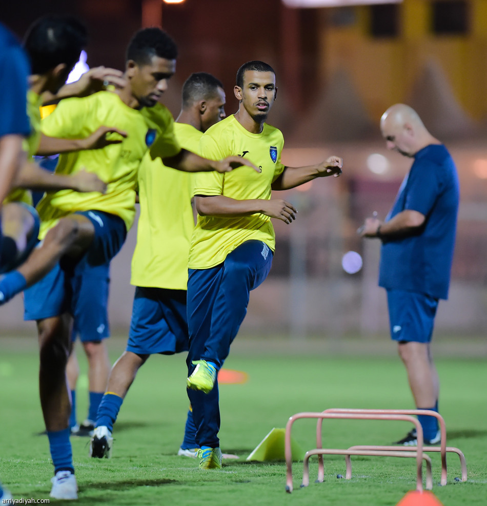 التعاون يواصل تمارينه ويلاقي الهلال السبت