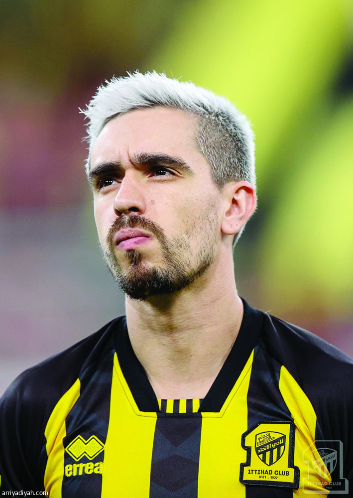 4 سعوديين ينافسون
الأجانب في الصناعة