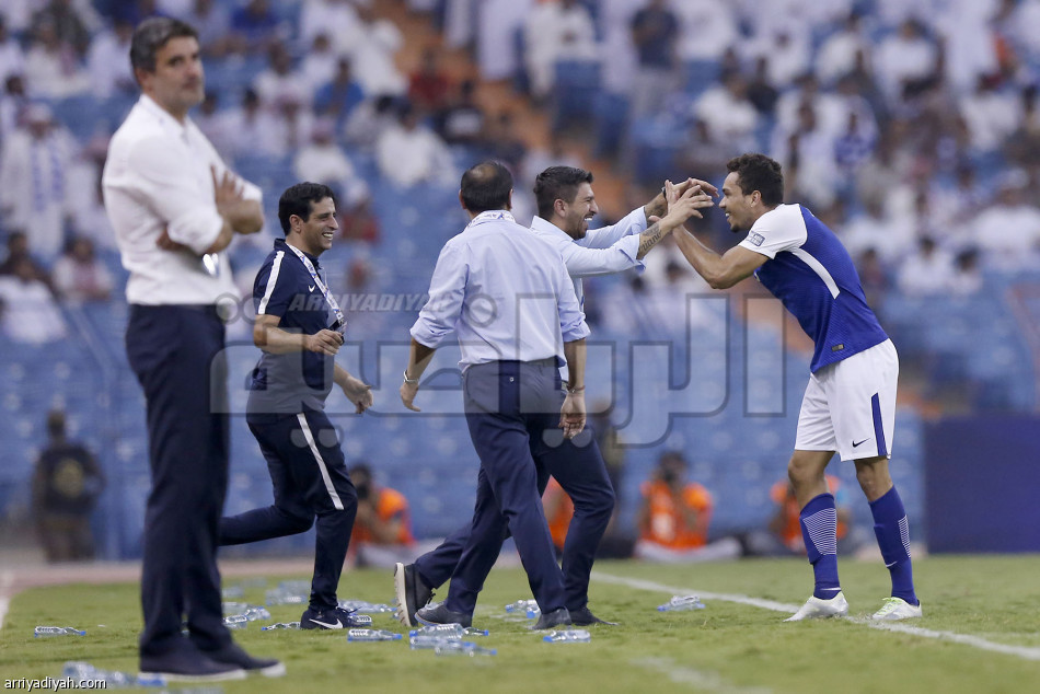 إدواردو ينهي موقعة العين في دقيقتين