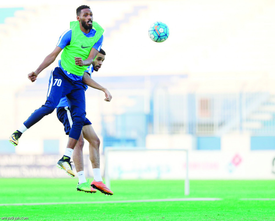 دياز يجهز الفرج.. ويزج بـ“ماتياس”