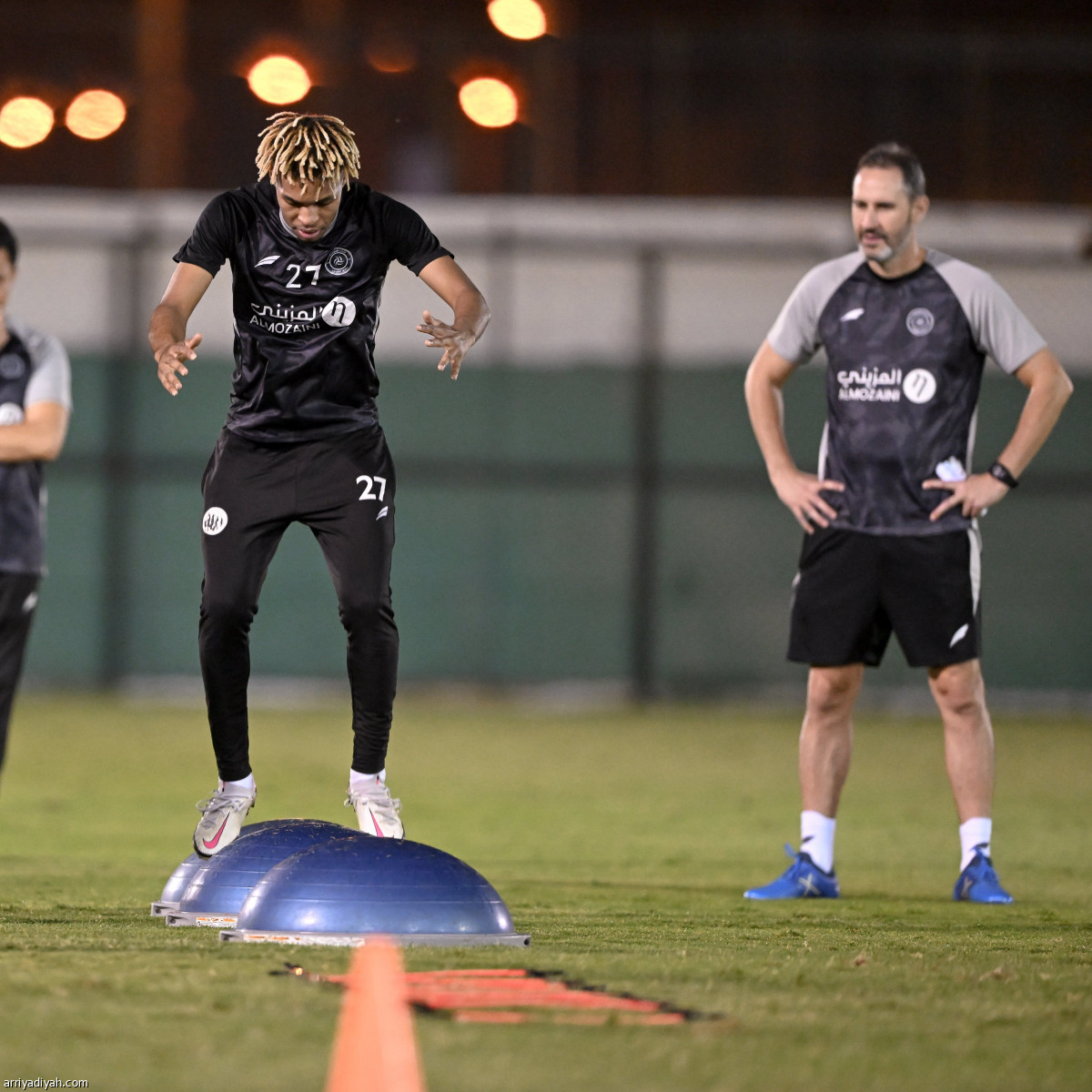 الشباب.. مهارة وتكتيك