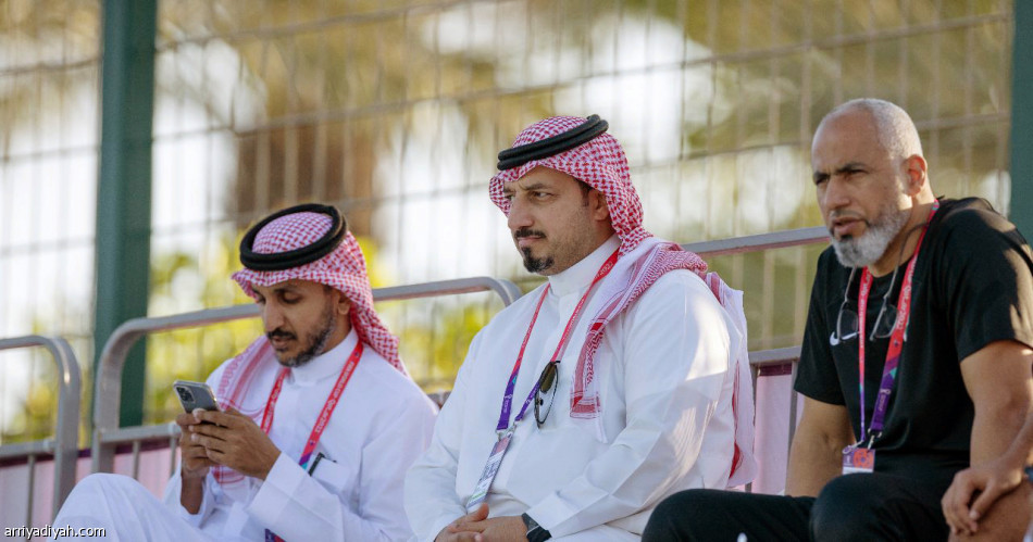 توزيع الأساسيين يخفي تشكيلة الأخضر