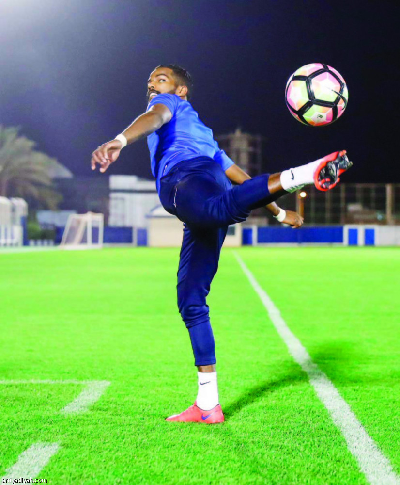 الهلال يغادر إلى مكة.. ودياز يبعد هوساوي والبريك