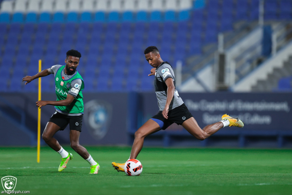 «الإنفلونزا» تغيّب الفرج عن الهلال