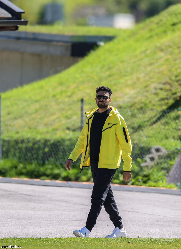 صور البلوي تختفي من معسكر الاتحاد