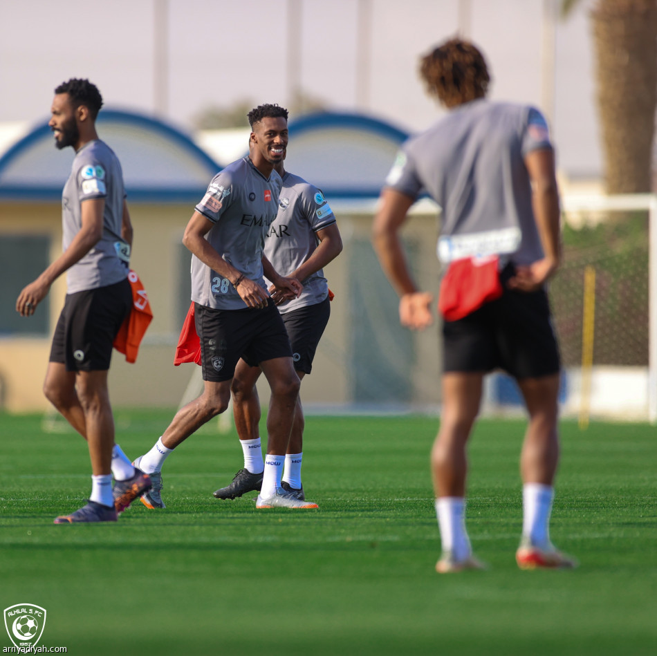 سالم والمعيوف والبليهي خارج حسابات الهلال أمام الرائد