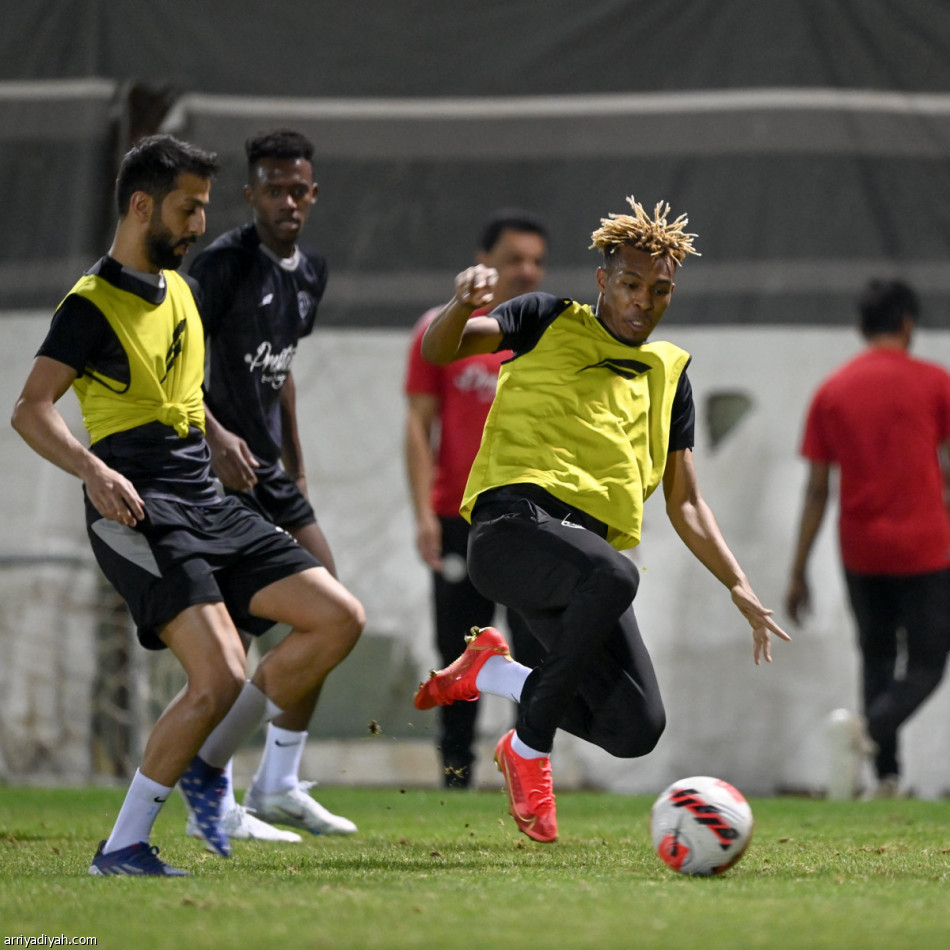 الشباب.. 90 دقيقة تكتيك ومهارة