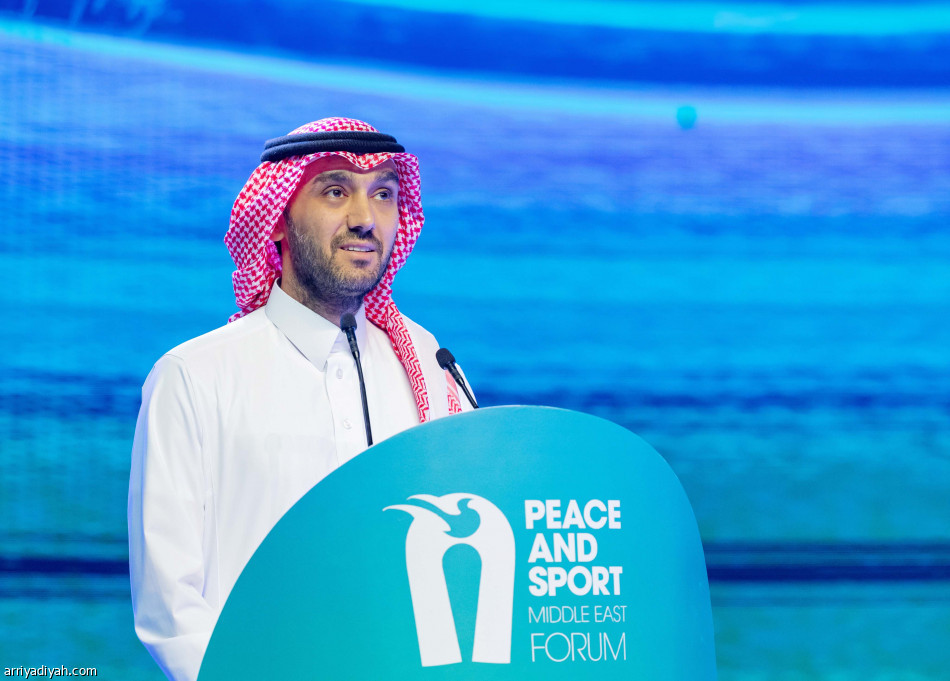 دروجبا يخفي سر «روشن»..
العالميون السبب