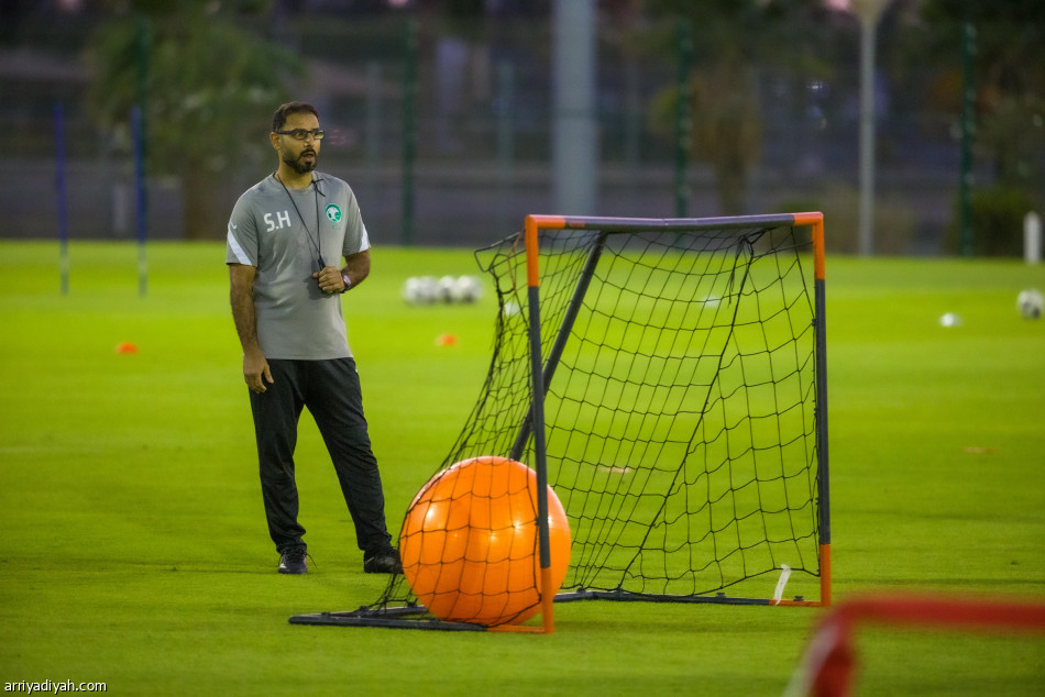 الأحد.. الأخضر الأولمبي يفتتح «غرب آسيا» أمام سوريا
