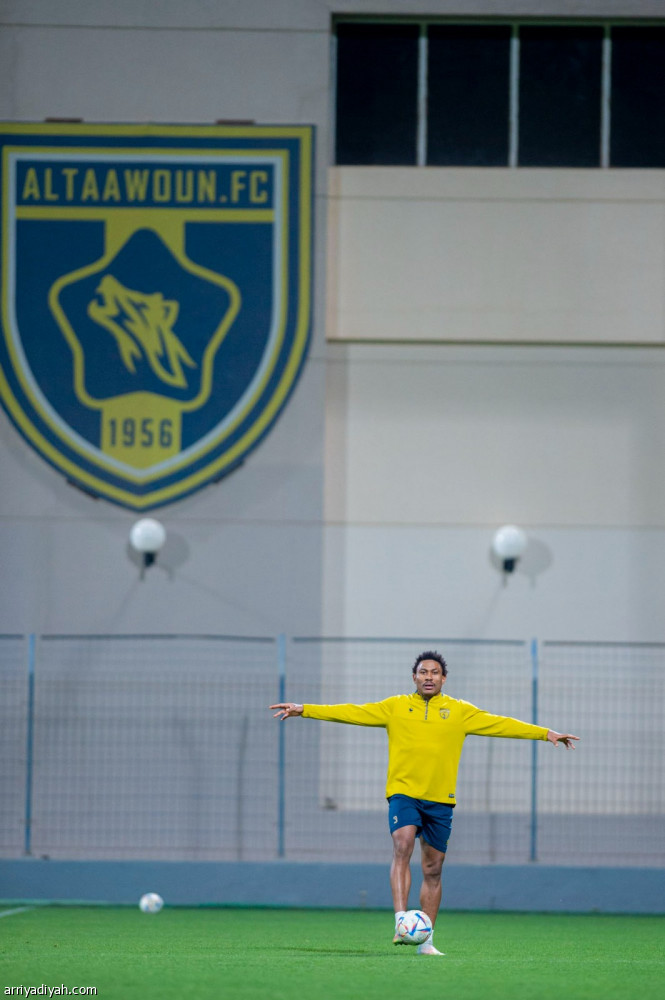 التعاون يعتمد الجمل الفنية قبل النصر