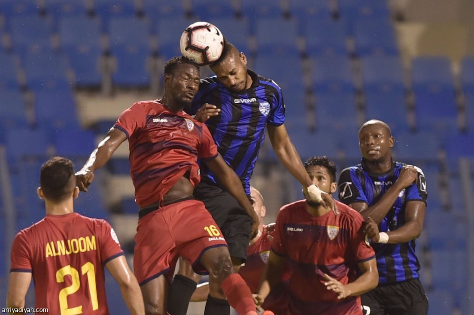 دوري الأولى: الشعلة يواصل التفوق.. وضمك يهزم العروبة