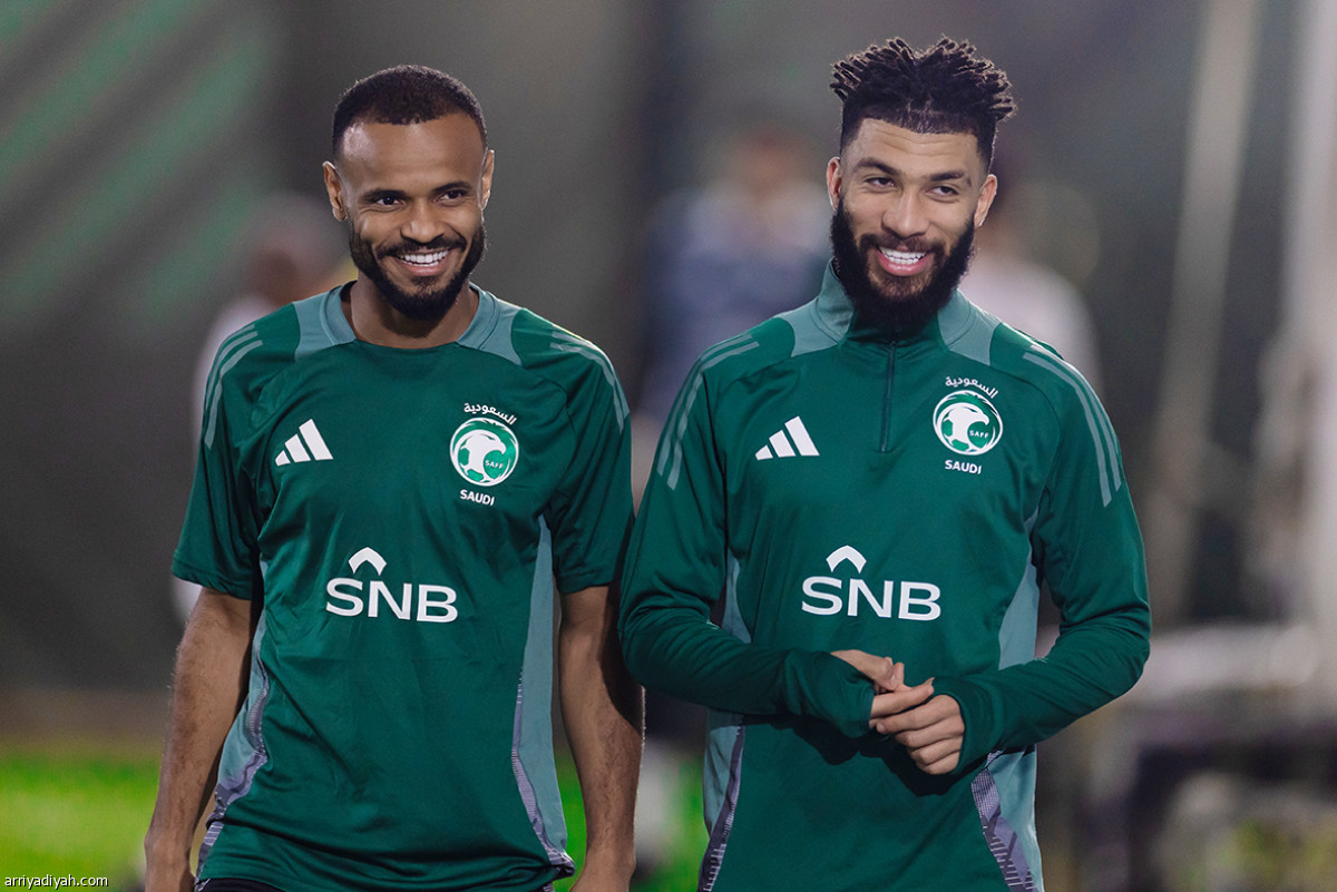 ابتسامات خضراء