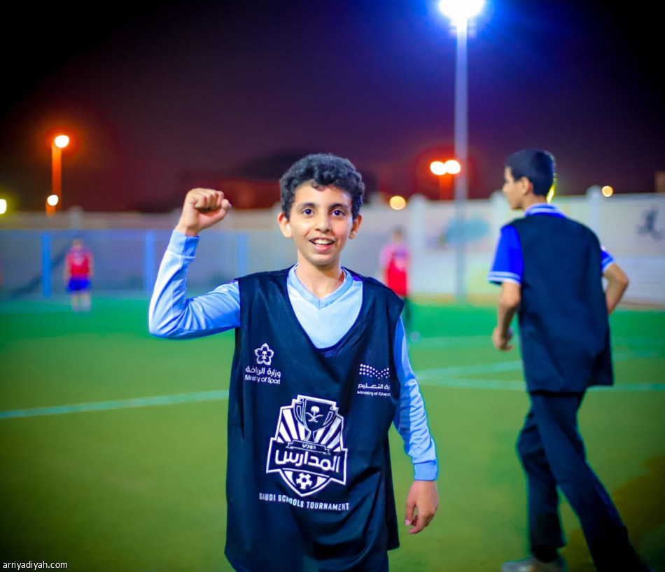 دوري المدارس.. 103 معلمات في دورة مدربات كرة القدم