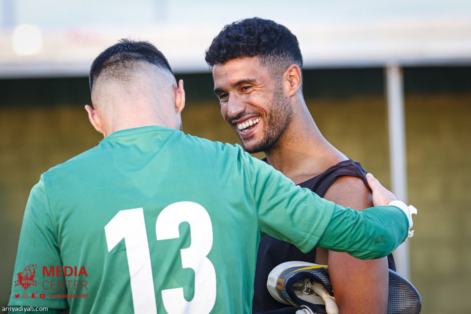 الوحدة يخسر أمام إنتر سيتي