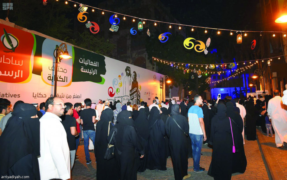 حكايا مسك تجتذب 21 ألفاً في جدة