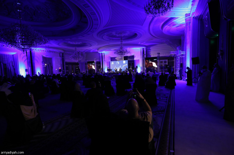 السقاف: ليالي الخيمة تجمع الثقافة بالموسيقى