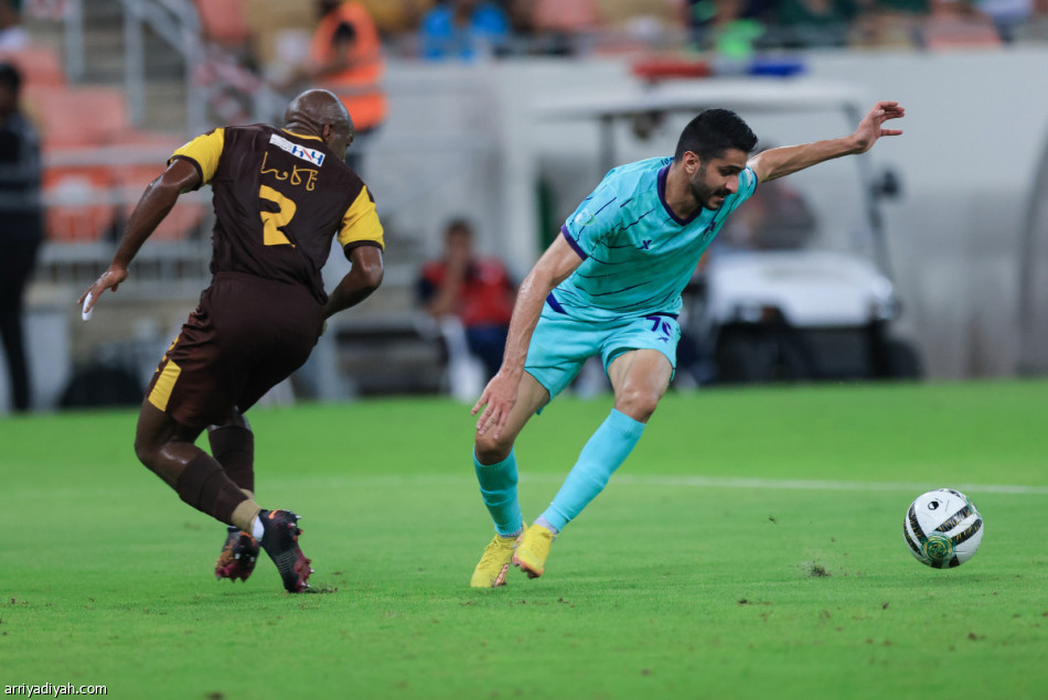 الأهلي  يصعد 6 مراكز بثلاثية أحد