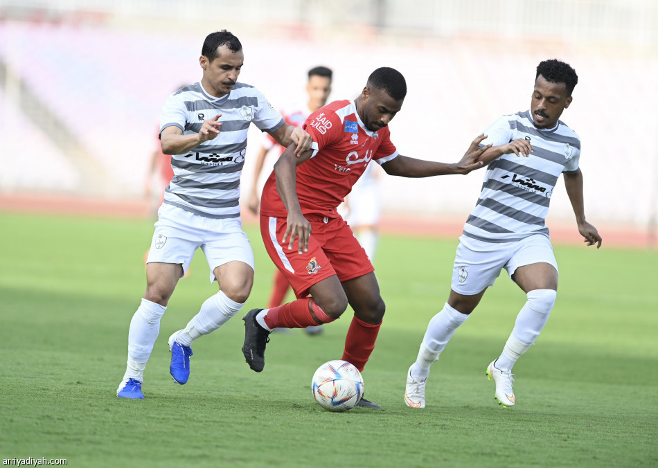 الدوري الرديف.. الجهني يرفض خسارة الطائي أمام الوحدة