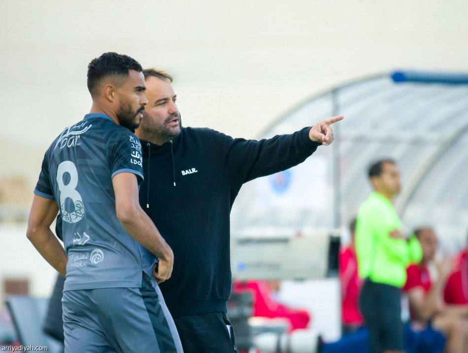 أبها يفرمل الطائي.. ويستعيد التوازن