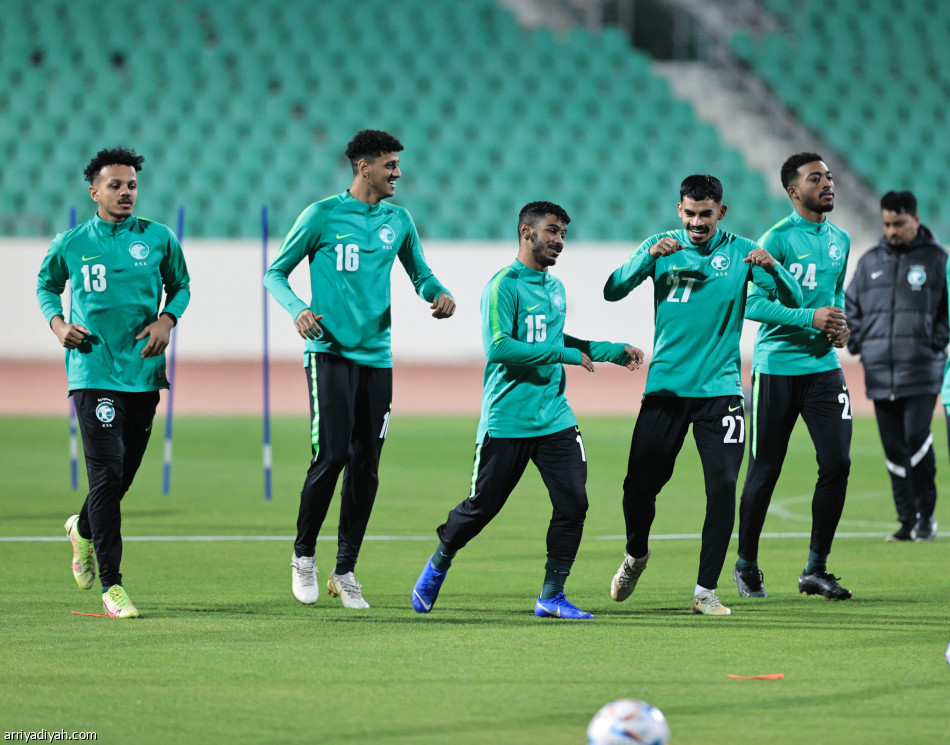 الأخضر ينهي تحضيراته لمواجهة العراق