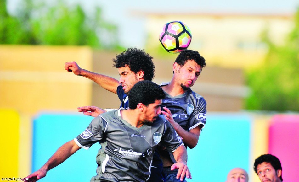 الشعلة والقيصومة يتعادلان في الجولة الـ12 من دوري الأولى