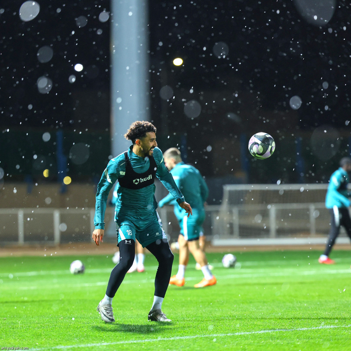 العروبة تحت المطر