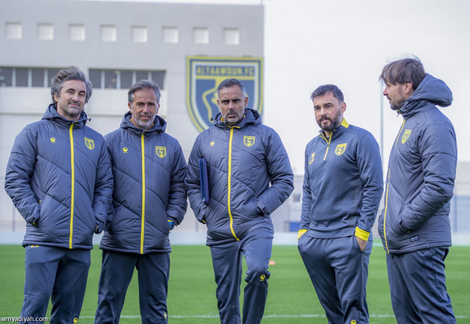 التعاون يستعيد العمري قبل النصر