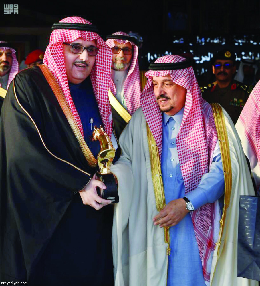 “عذبة” و “السيد” بطلا الخيل العربية الأصيلة