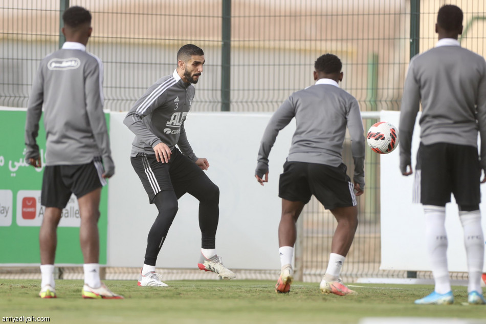 الفيصلي.. راموس يكثف التكتيك واللياقة