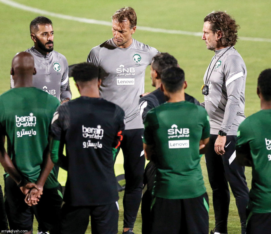 المرة الأولى..
الفرج يتدرب جماعيّا