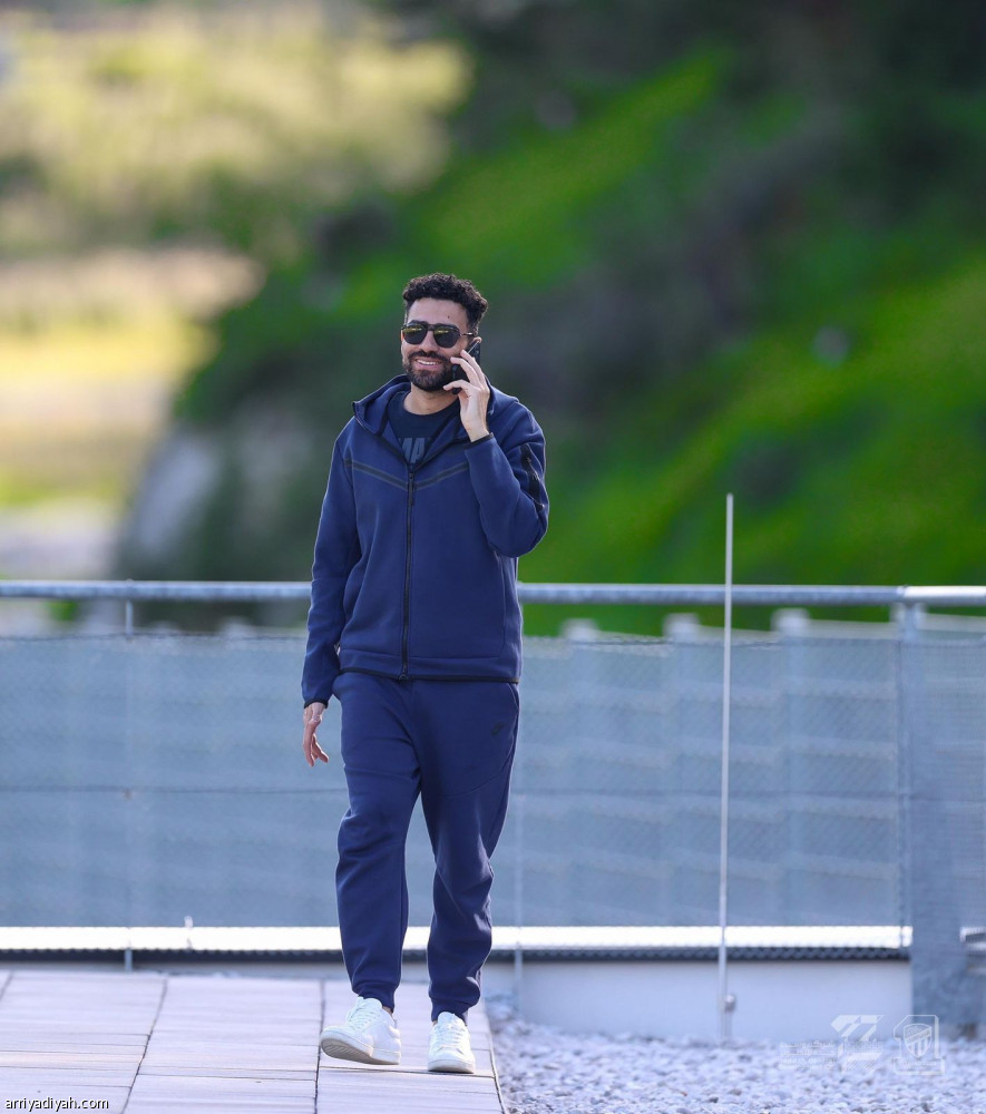 صور البلوي تختفي من معسكر الاتحاد